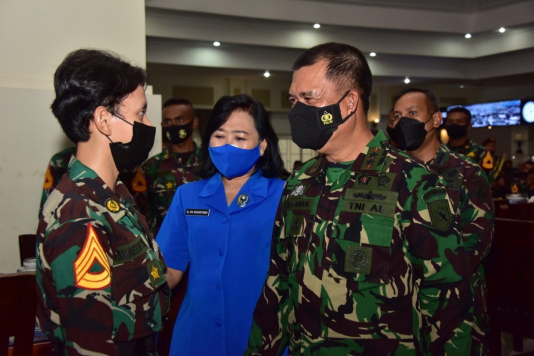 Pangkoarmada II Hadiri Peresmian Monumen KRl Majtan Tutul-602 di Kesatrian AAL