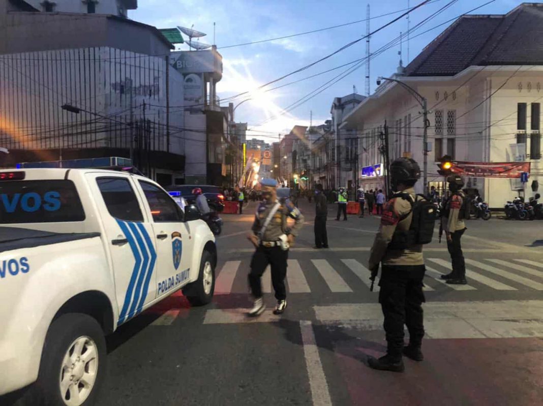 Polri dan TNI Perketat Pengamanan Pusat Keramaian di Kota Medan Antisipasi Teror