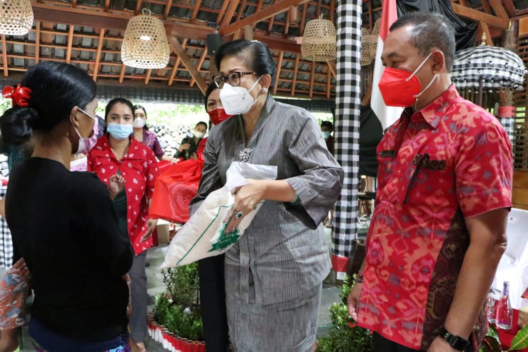 Berimbas pada Kualitas SDM Generasi Emas, Ny Putri Koster Ajak Bersinergi Perangi Stunting