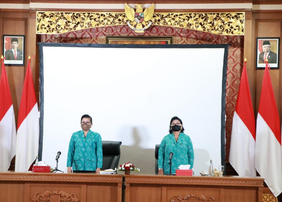 Ny Putri Suastini Koster Hadiri HKG PKK ke-49 dan Pembukaan Rakernas IX PKK tahun 2021