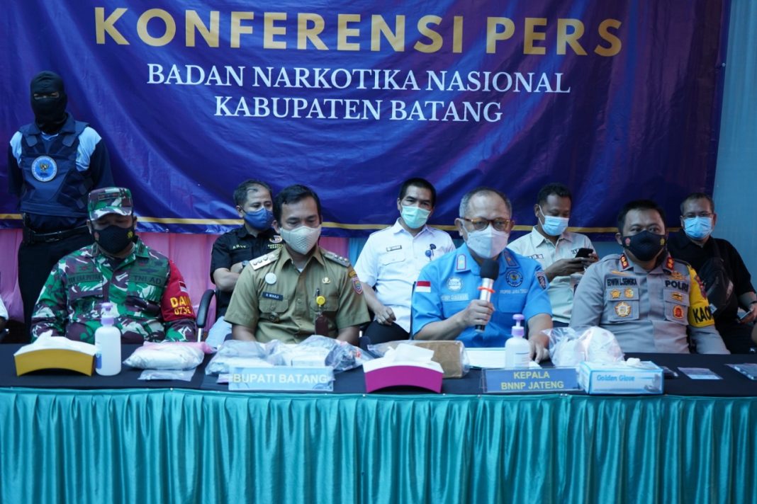 BNNP Jateng Gagalkan Peredaran Tembakau Gorila di Batang