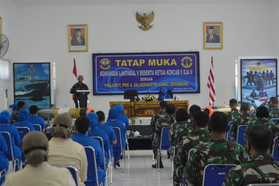 Tatap Muka Komandan Lantamal V dengan Prajurit Pangkalan TNI AL Semarang