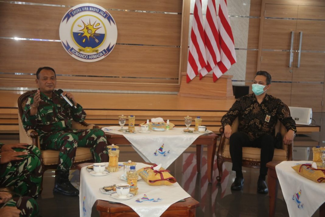 Kaskoarmada II Terima Kunjungan Kerja Kepala KPP Pratama Pabean Cantikan