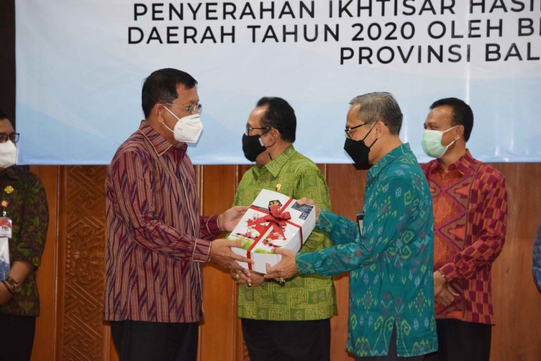 Pemkab Buleleng Serahkan LKPD Unaudited Tahun 2020 kepada BPK RI