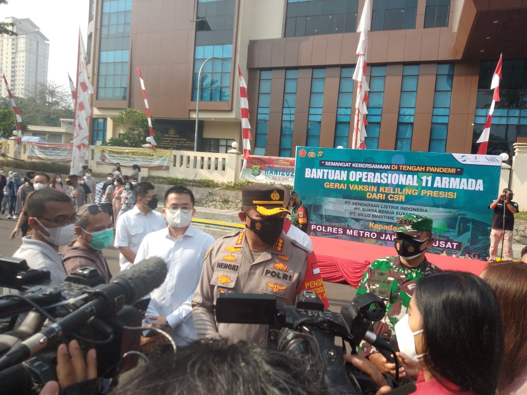 Dandim 0501/JP BS dampingi Kapolres Jakarta Pusat Launching Bantuan 11 Armada Vaksin Keliling