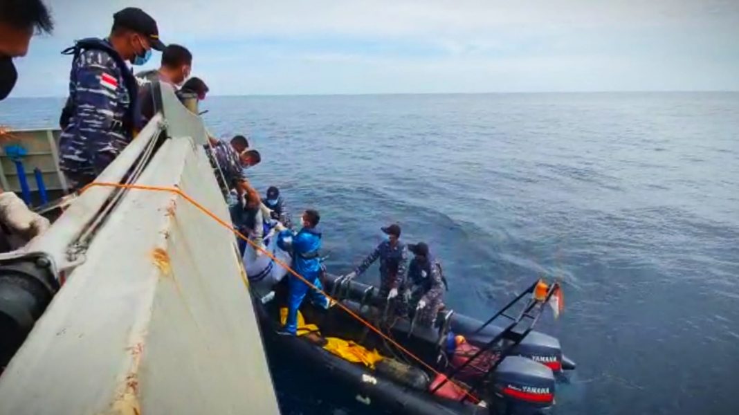 TNI AL Dukung Penuh Perpanjangan Operasi SAR Gabungan di Perairan Kalbar