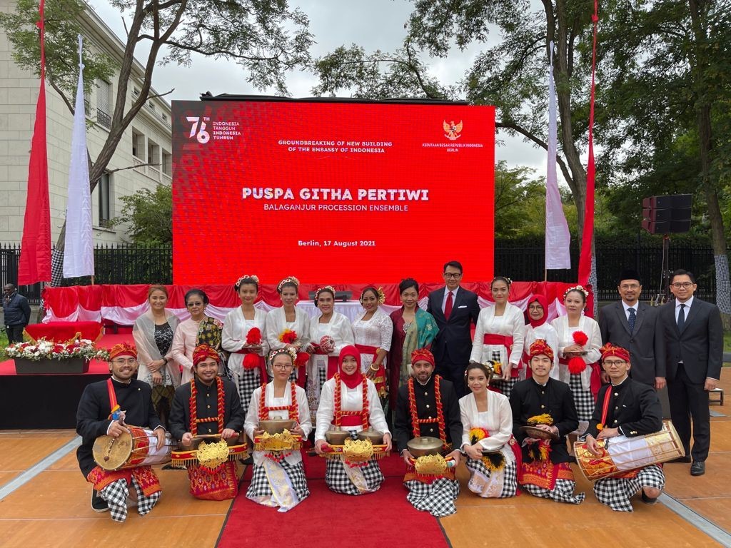 Pertunjukan Baleganjur Bali Semarakkan Pembangunan Gedung Baru KBRI di Berlin