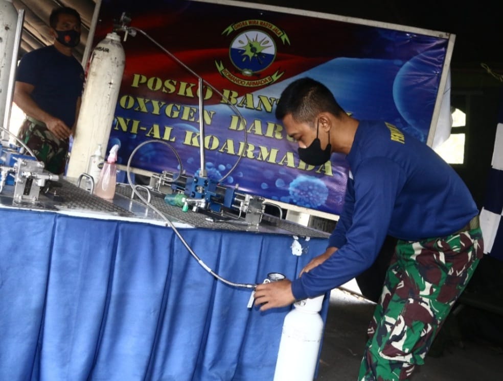 Posko Oksigen Koarmada II Tetap Siaga untuk Melayani Masyarkat