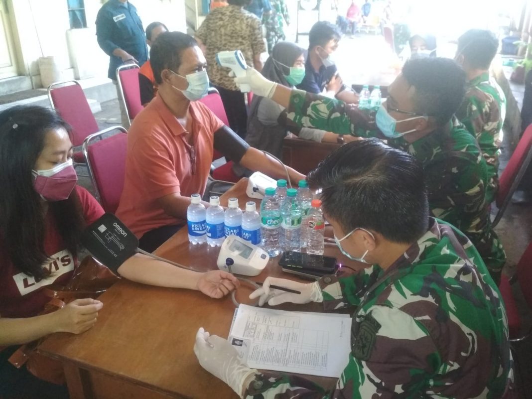 Mulai Serbuan Vaksinasi Dosis Ke-2, TNI AL Koarmada II Sasar Semua Lapisan Masyarakat