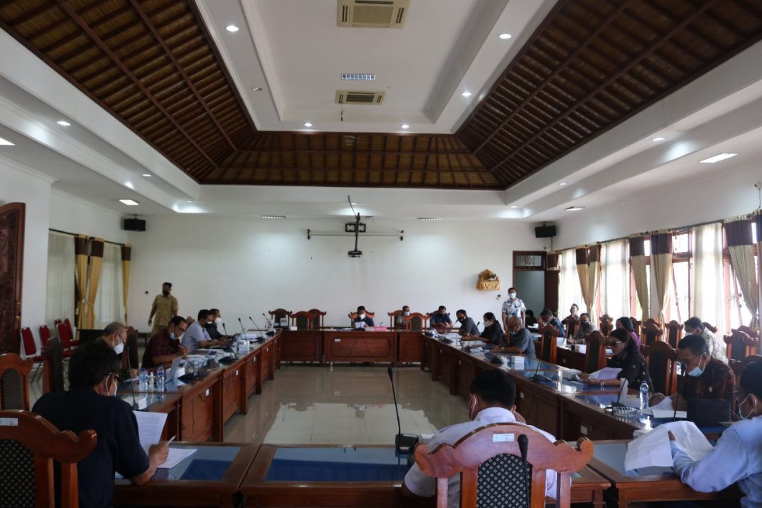 Bahas KUA PPAS Th 2022, Dewan Fokuskan Ke Program Kerakyatan