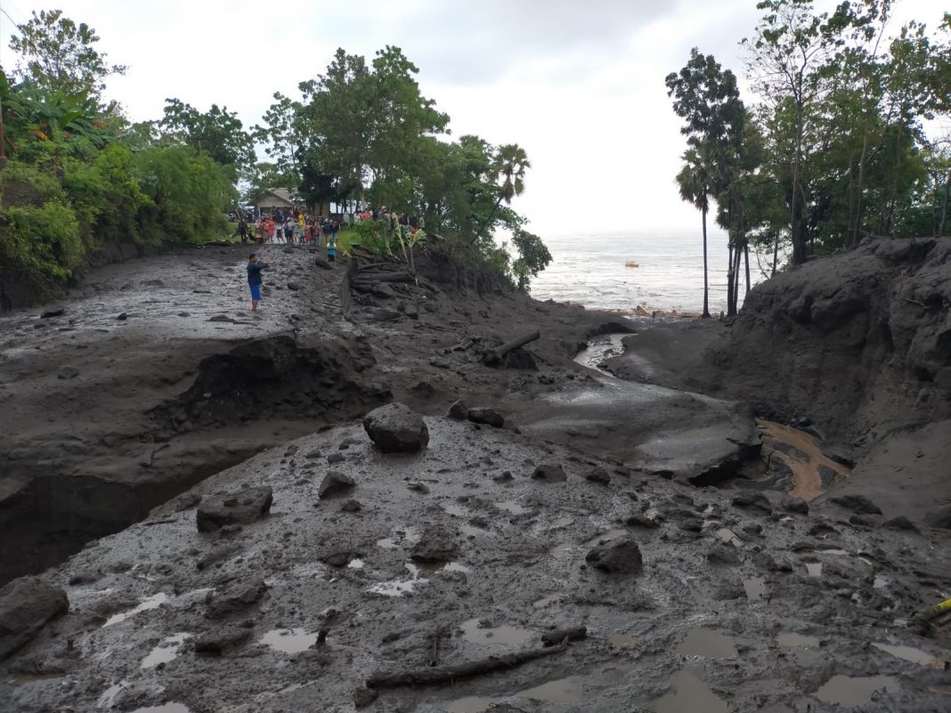 Dua Warga Ngada Meninggal dan Satu Orang Hilang Akibat Banjir Bandang