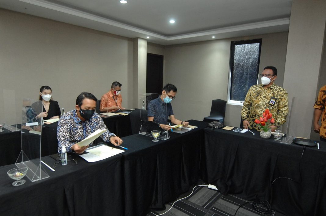 Kemendikbudristek Tandatangani Kontrak Baku Bersama 18 Mitra SIPLah Periode 2021-2023