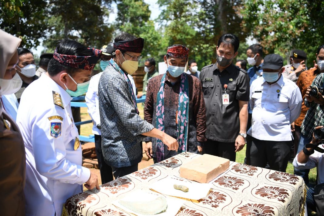 Mendikbudristek Tinjau Pengembangan Pemanfaatan Kebudayaan di Kompleks Candi Muaro Jambi