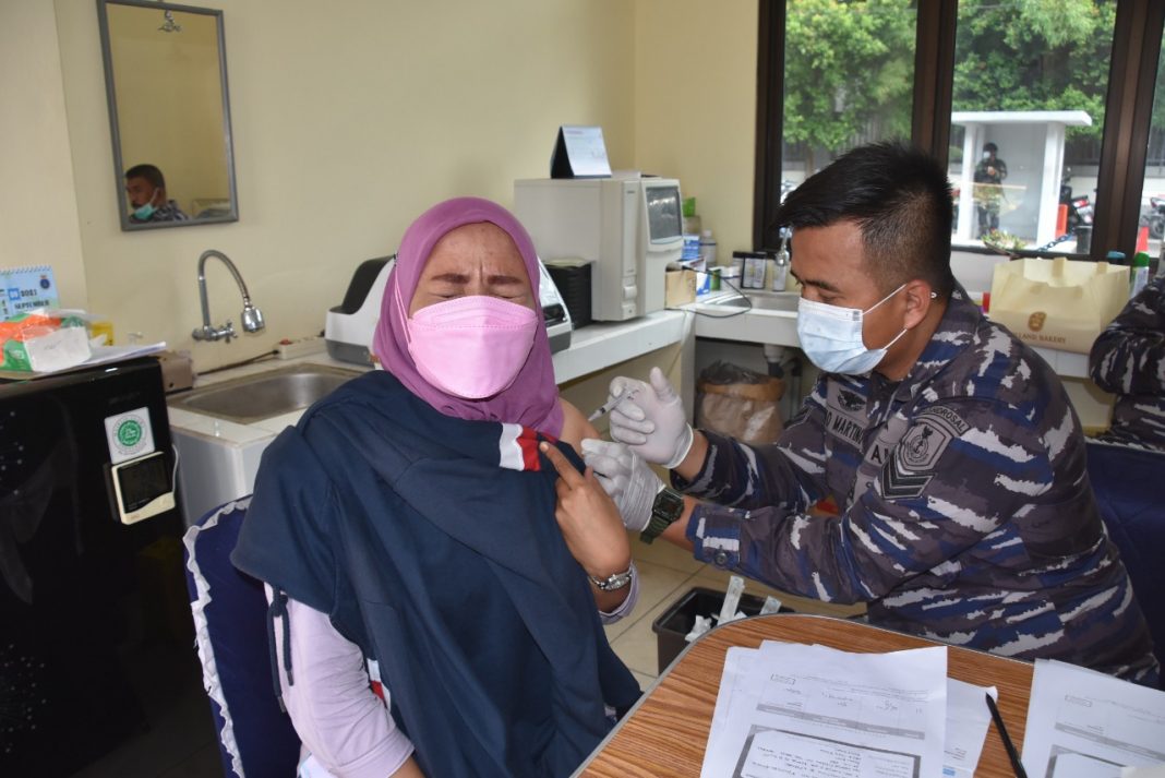 Demi Wujudkan Herd Immunity, Pushidrosal TNI AL Terus Gencarkan Vaksinasi