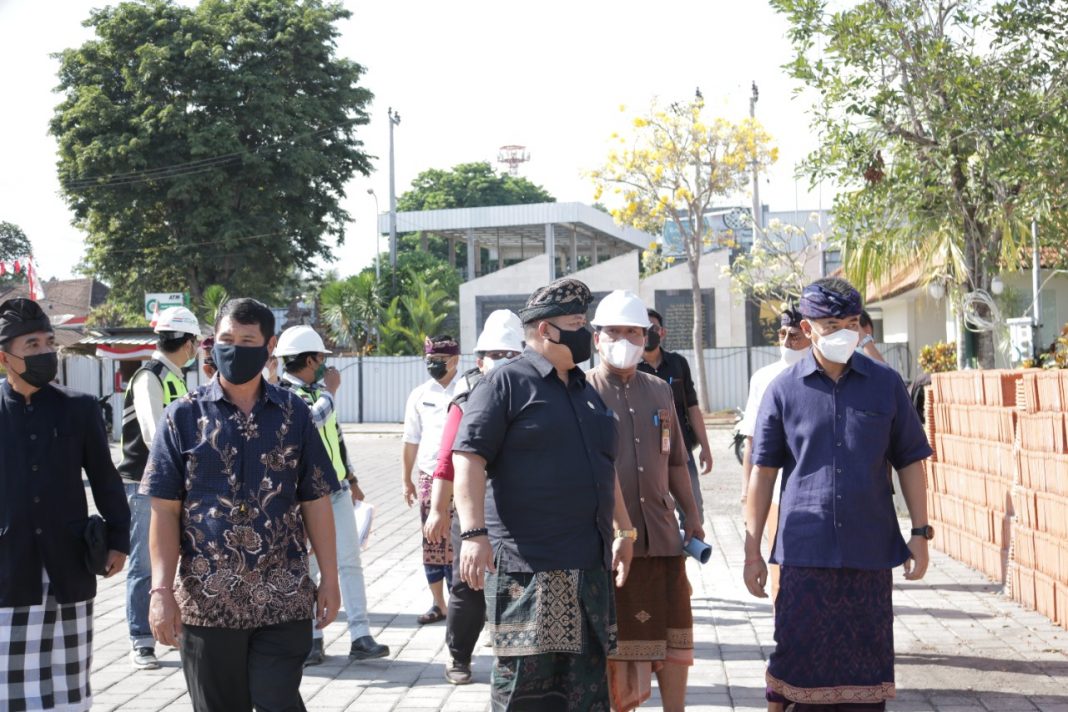 Ketua DPRD Buleleng Beserta Komisi II Tinjau Pembangunan RTH Bung Karno