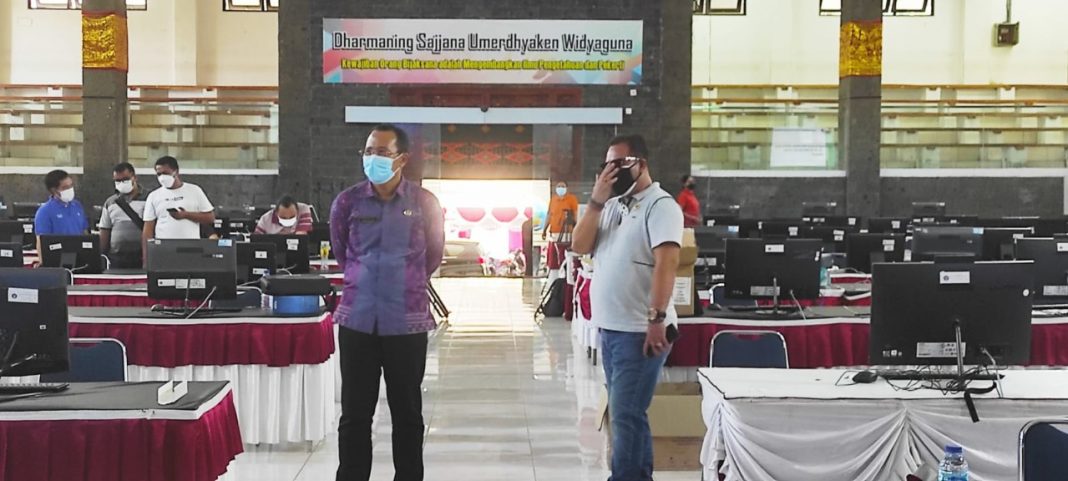 Undiksa Jadi Tempat SKD CPNS, Sekda Suyasa Pantau Kesiapan Prokes