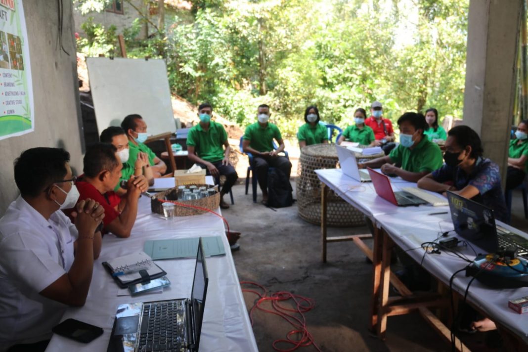 Tingkatkan Pemasaran, Bamboo Corner Sidetapa Adakan Pelatihan Social Media Marketing