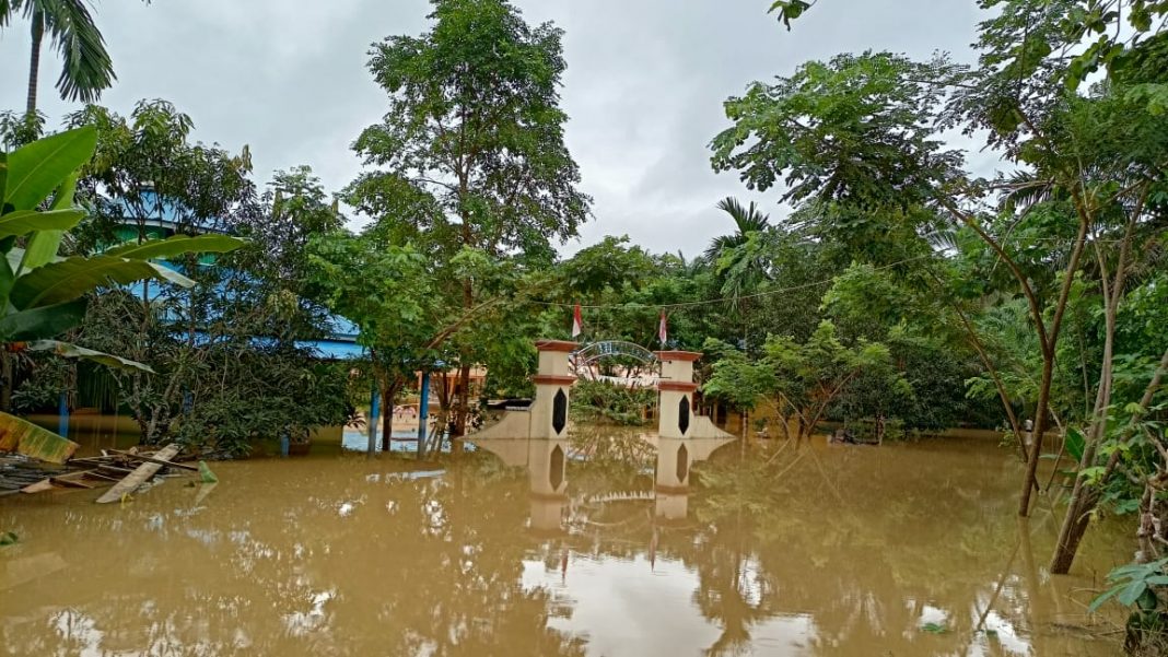 Banjir Kepung Tiga Kecamatan di Paser, Sebanyak 450 Jiwa Mengungsi