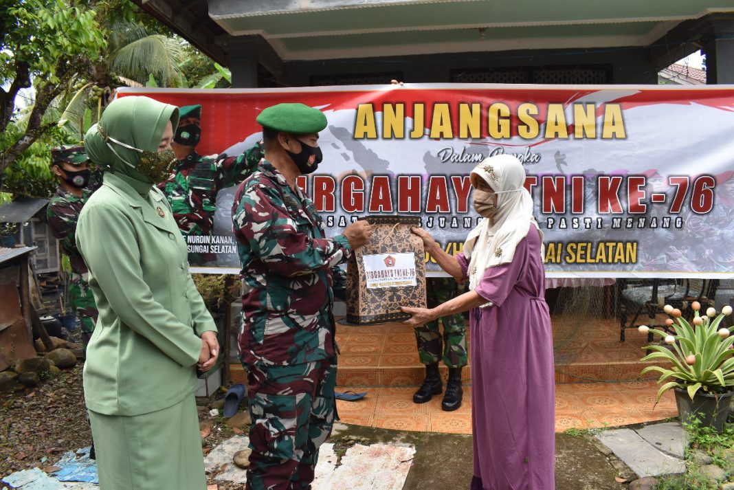 Dandim 1003/HSS Pimpin Anjangsana Dalam Rangka HUT TNI Ke 76