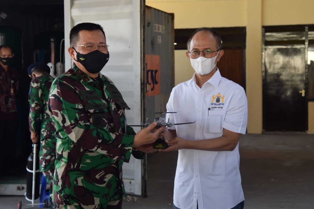 Puspenerbal Terima Hibah Mesin Oxygen Generator dari Kadin Jatim dan Rodamas Group Jatim