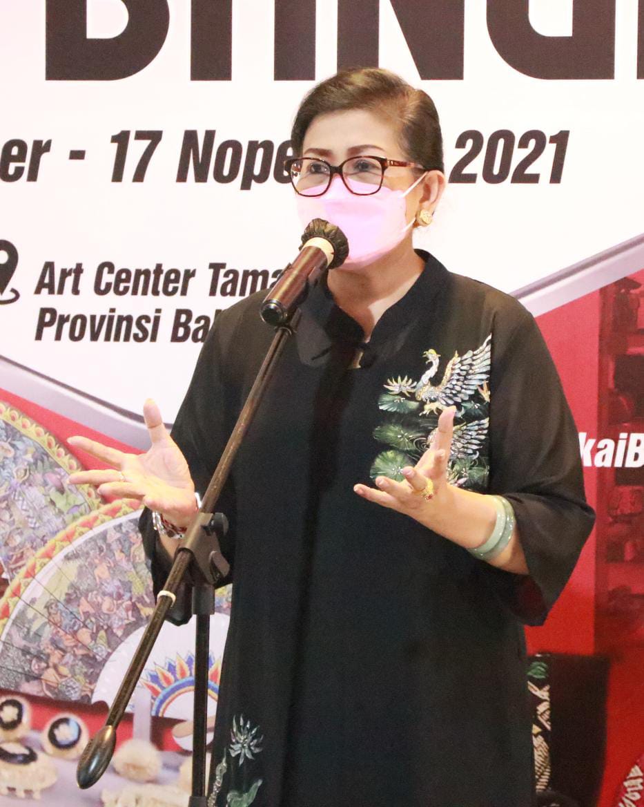 Putri Koster Buka Pameran IKM Bali Bangkit Tahap 4