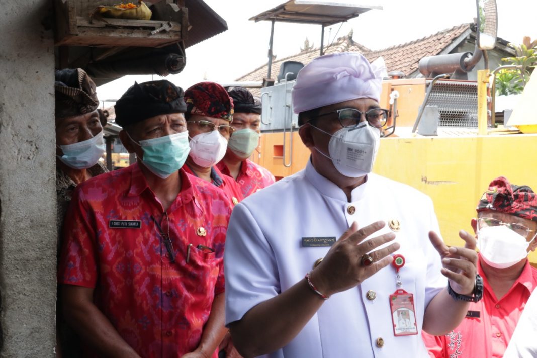 Sidak Pembangunan Jalan, Cek Kualitas Jalan, Bupati Tabanan Pastikan Program Prioritas Berjalan di Masa Pandemi