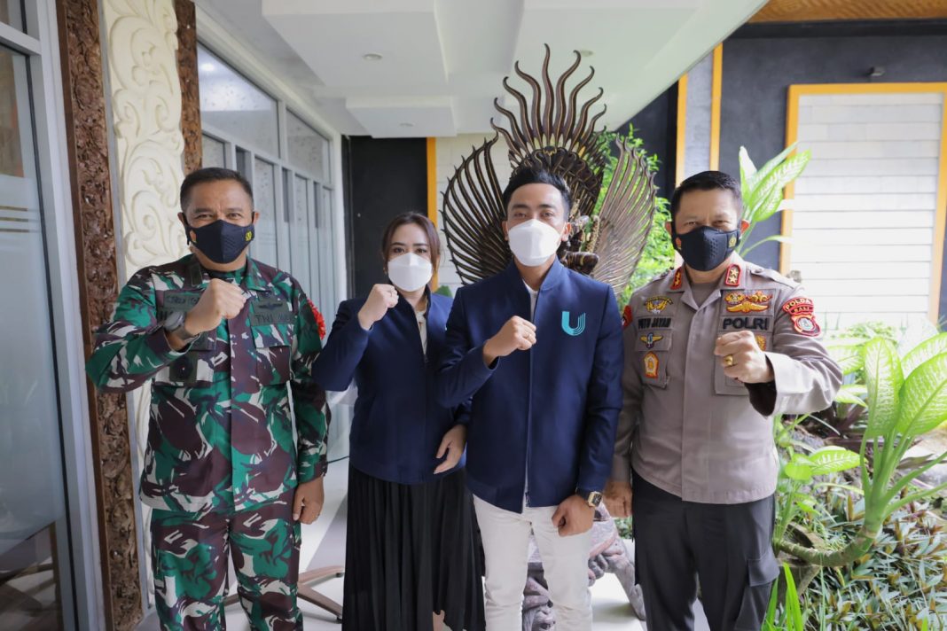 Peringati Pengabdian 33 Tahun TNI-Polri Akabri ’89, Urban Company Serahkan 2000 Paket Sembako