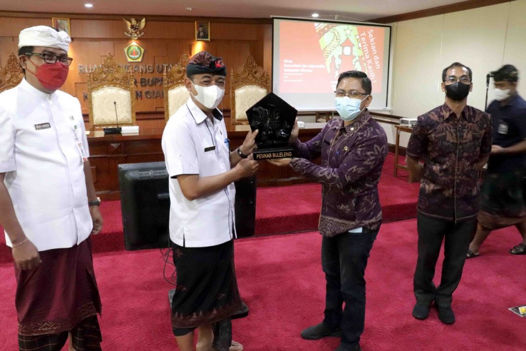 Pemkab Buleleng Studi Komparasi ke Pemkab Gianyar dan Badung