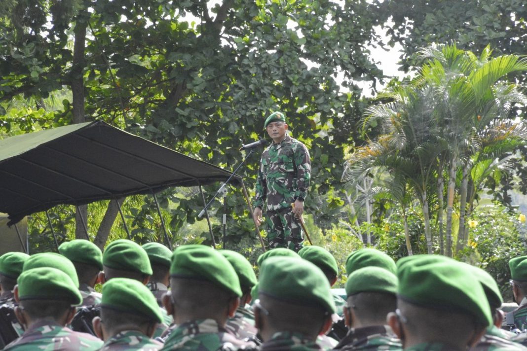 Danrem 172/PWY Beri Pengarahan Personel Satgas Pamtas RI-PNG Yonif 126/KC Dan Yonif 711/RKS