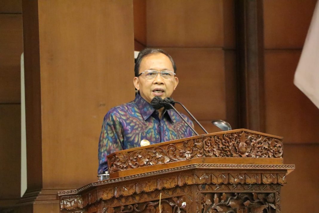 Tiga Renperda Disetujui Dewan, Gubernur Koster Kembali Ajukan Lima Ranperda Baru