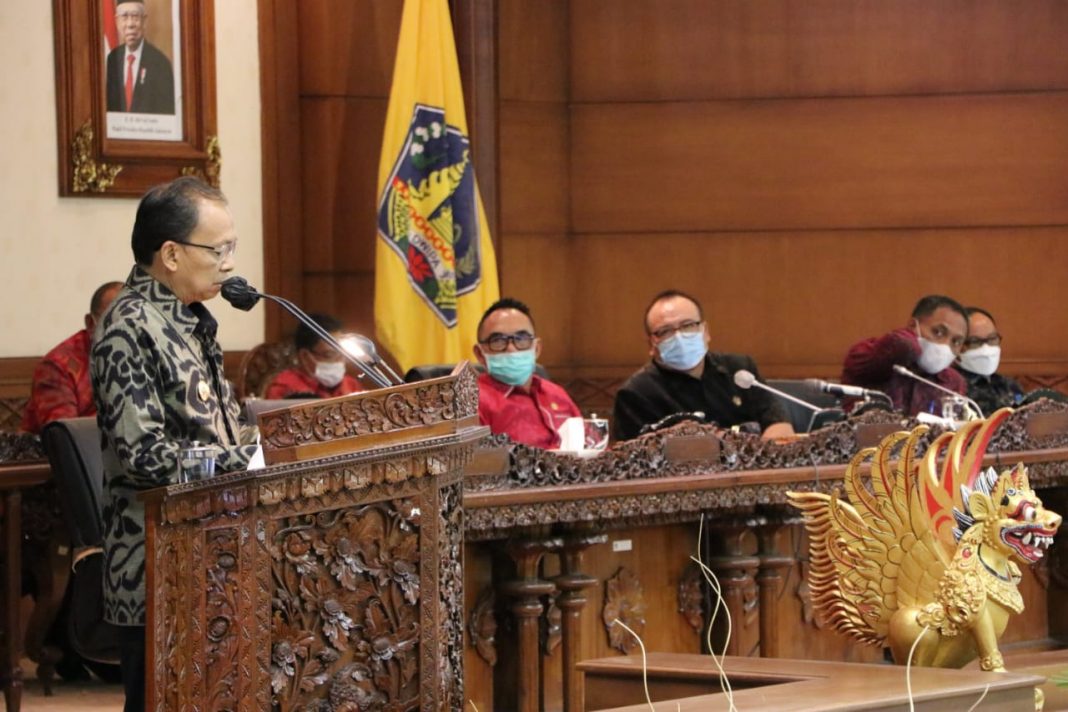 Raperda APBD Semesta Berencana Provinsi Bali Tahun Anggaran 2022 Ditetapkan Jadi Perda