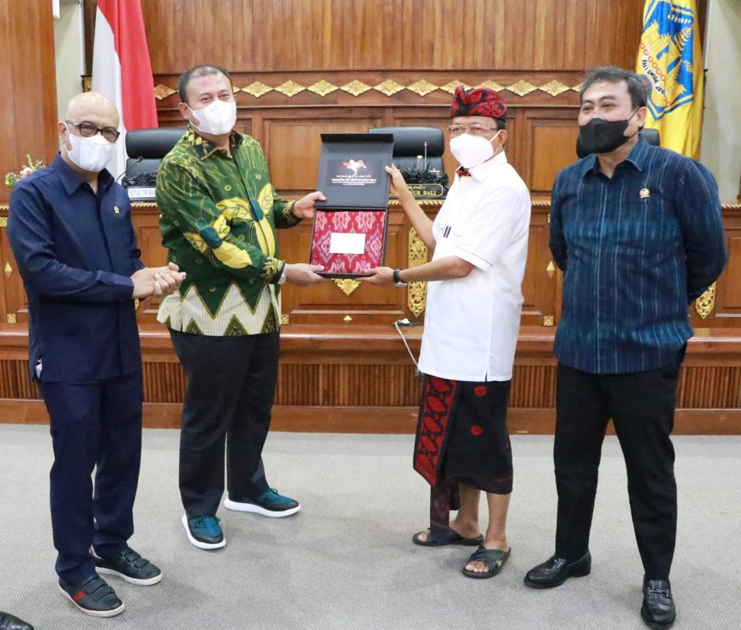 Bertemu Badan Anggaran DPR RI, Gubernur Wayan Koster Perjuangkan Keadilan Fiskal untuk Bali