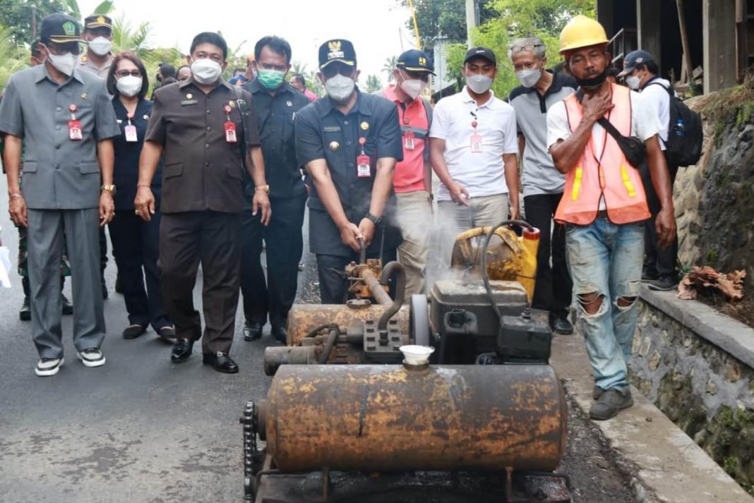 Bupati Sanjaya Pastikan Pembangunan Infrastruktur Berjalan dengan Baik