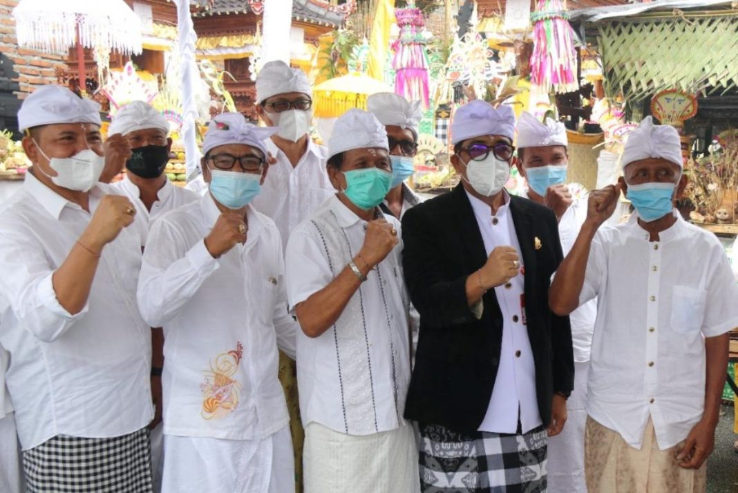 Bersatu Membangun, Bupati Tabanan Beri Apresiasi dan Dukung Warga Desa Sesandan