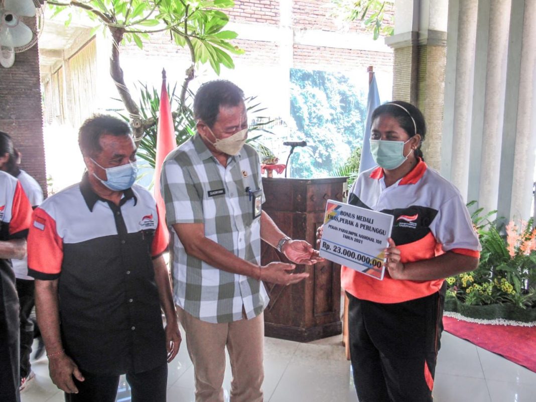 Pemkab Buleleng Berikan 3 Atlet Paralympic Bonus Puluhan Juta Rupiah