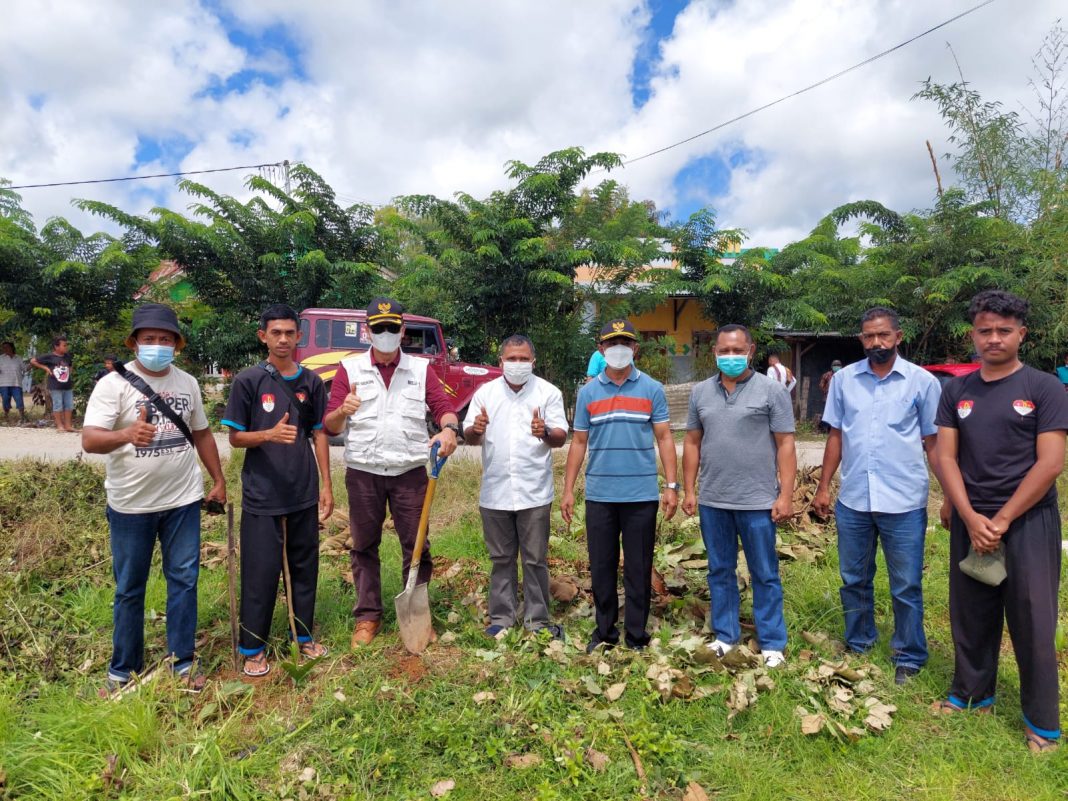 Bupati dan Wabup Belu Bersama Komunitas Jeep Gelar Baksos di Jalur Adventure Off Road Batas RI-RDTL