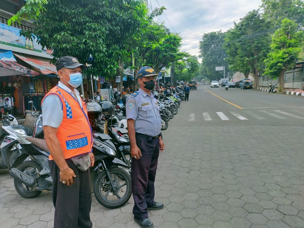 Kadishub Pastikan Tarif Parkir Tepi Jalan Umum Sesuai Perbup