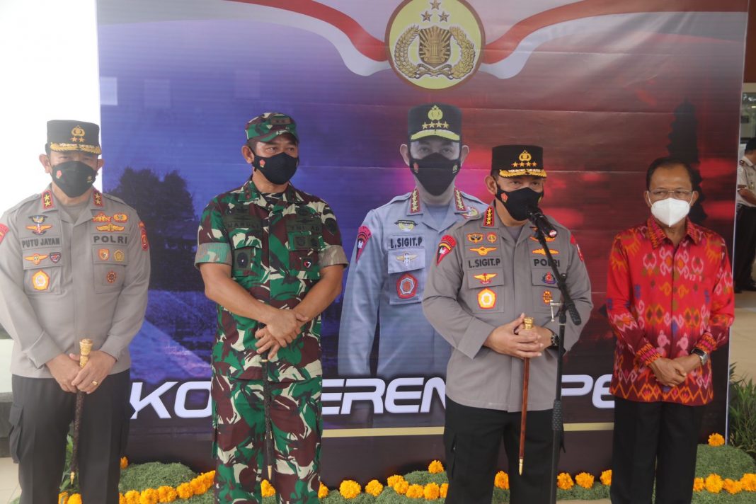 Kapolri Pastikan Aplikasi Karantina Presisi Diterapkan di Pelabuhan Benoa Bali