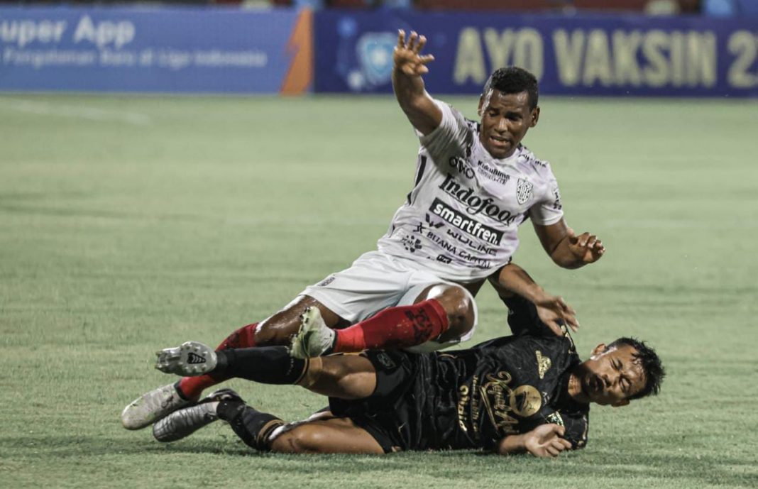 Stadion Ngurah Rai Tak Berpihak, Bali United Tumbang 1-3 Dari Persebaya