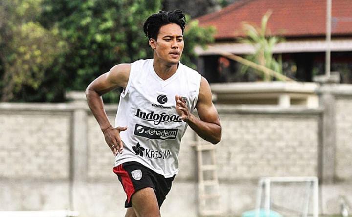 Bakal Bentrok Sayap Cepat di Laga Persib Kontra Bali United. Ini Kata si Otong