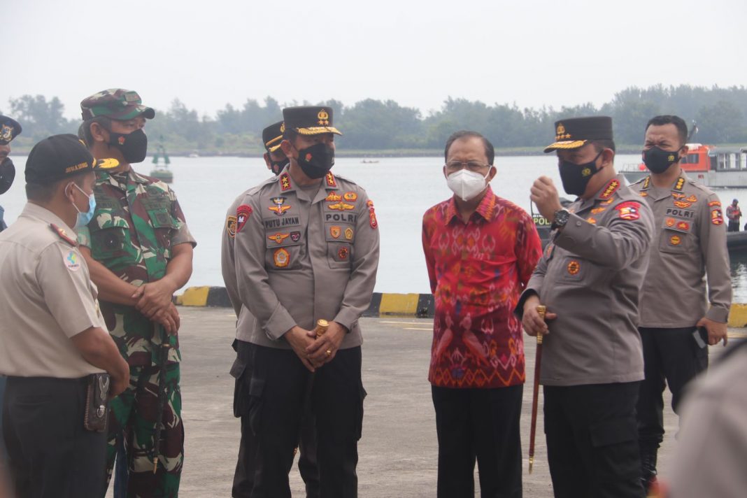 Kapolri Minta Tersangka HF Penendang Sesajen Semeru Diproses Lebih Lanjut
