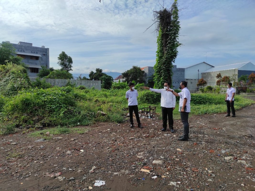 Sekda Suyasa Tinjau Lahan Pembangunan PLUT dan Stokis