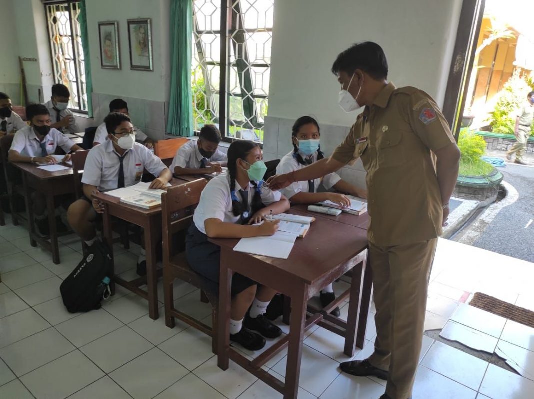 PTMT Seratus Persen Sudah Dilakukan, Pihak Sekolah Diminta Tetap Terapkan Prokes Covid-19