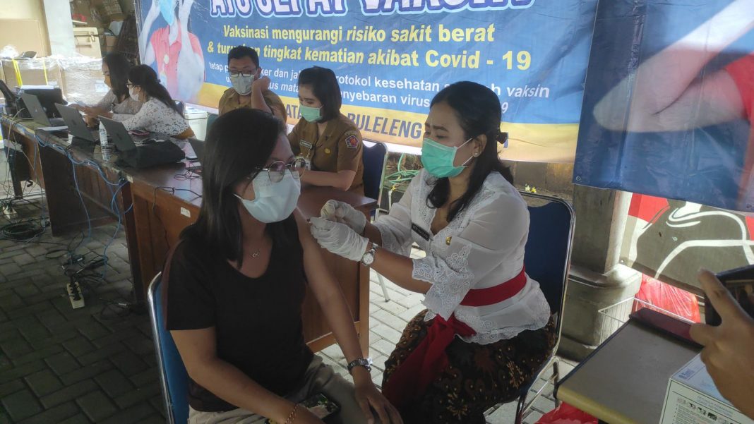 Mulai Sekarang, Vaksinasi Booster Lansia Bisa Diberikan Setelah 3 Bulan Vaksinasi Primer