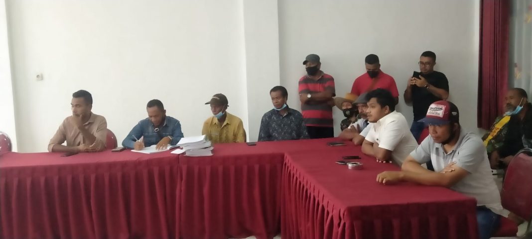 Dituduh Oknum DPRD Sebagai Pembunuh, Fanus Atok dan Julio Do Carmo Datangi Gedung DPRD Belu