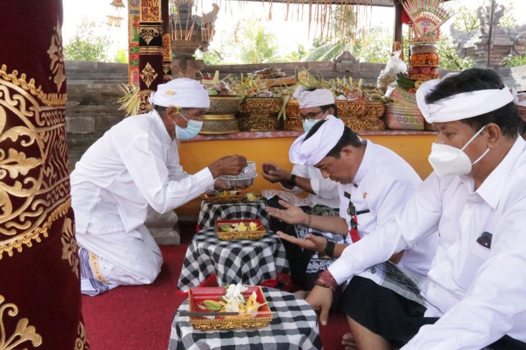 Bupati Tabanan; Ngenteg Linggih Di Banjar Sakeh Bukti Sinergi Masyarakat Dengan Pemerintah