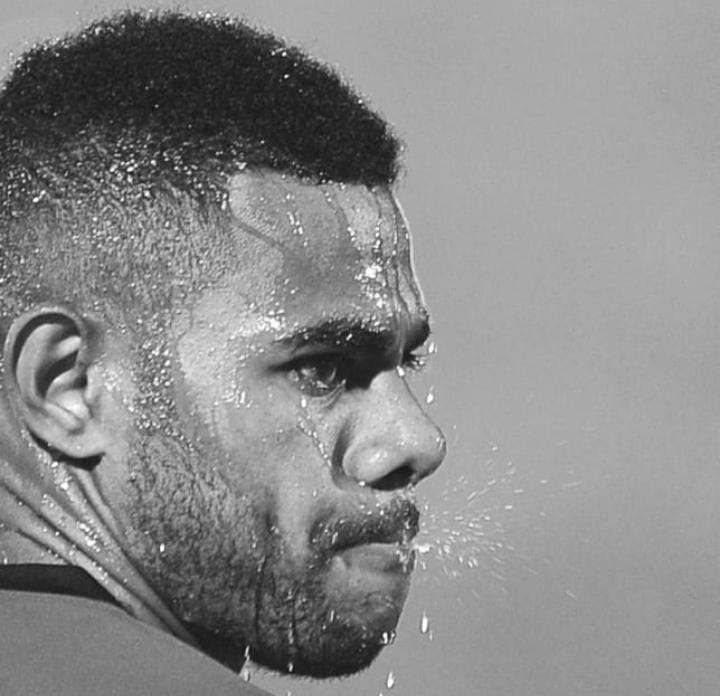 Yabes Roni Siap Hadir Suport Tim Beach Soccer NTT Saat Bersua Bali B di Final