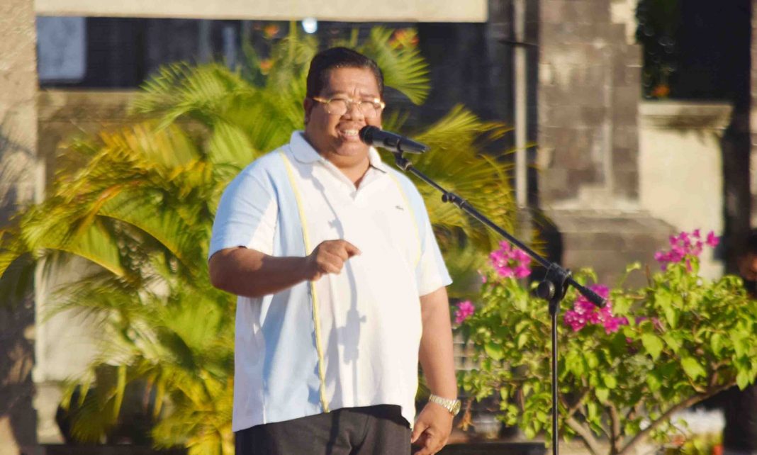 Bupati Buleleng Pastikan THR Lebaran Cair