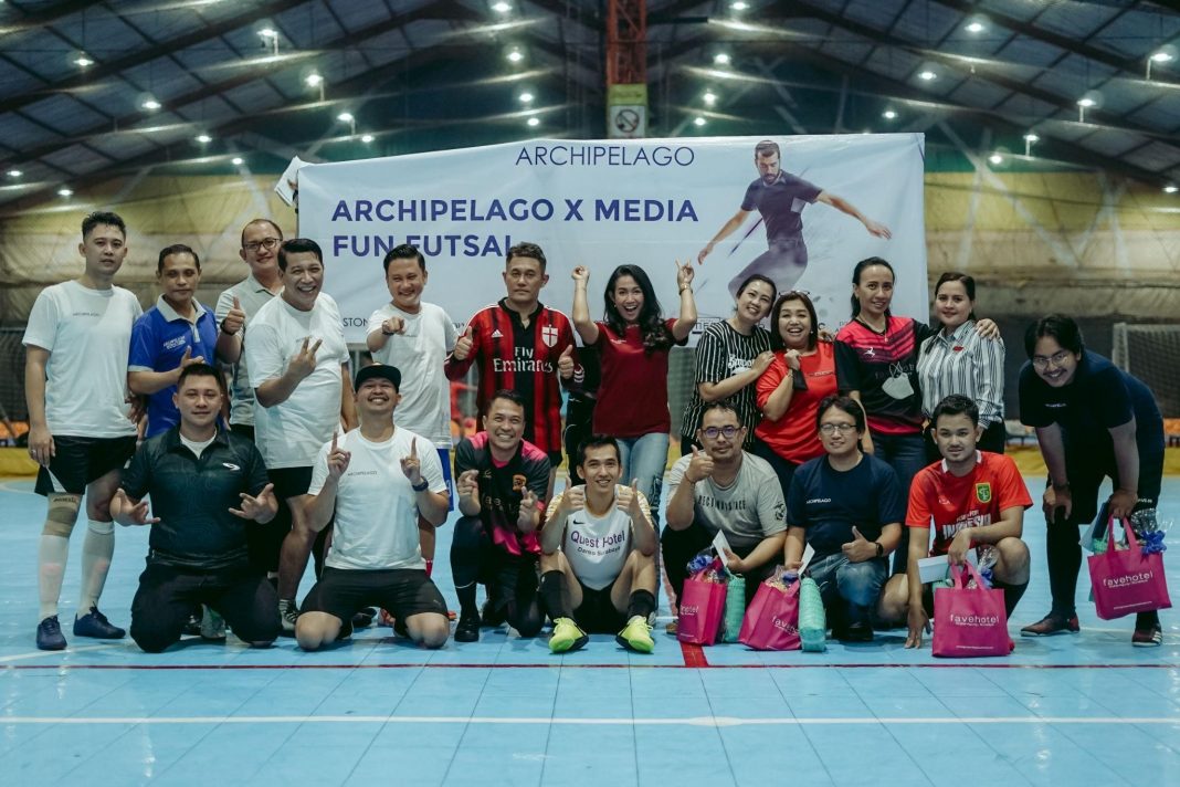 Serunya Halalbihalal di Lapangan Futsal Antara Archipelago Jatim Bersama Media