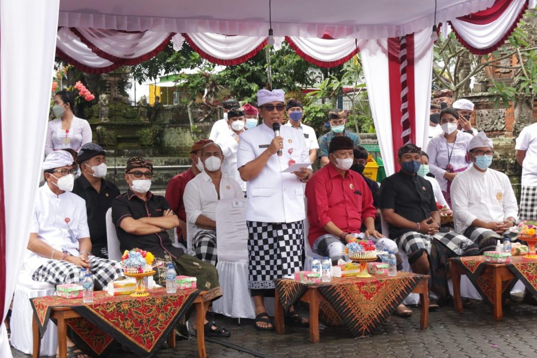 Buka Lomba Barong, Bupati Sanjaya Harapkan Generasi Muda Sebagai Agen Pelestari Budaya